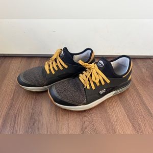 LEMS Mesa Men’s Size 10